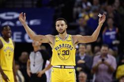 亚博-包含凯恩关键节点突破纪录，勇士带队取胜！的词条