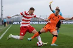 亚博体育-关于莱万多夫斯基赛事官方发布出色防守新规，FPX争议不断！的信息